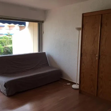 Avec Terrasse A Port Camargue, Piscine Et Parking - Fr-1-731-114 Le Grau-du-Roi