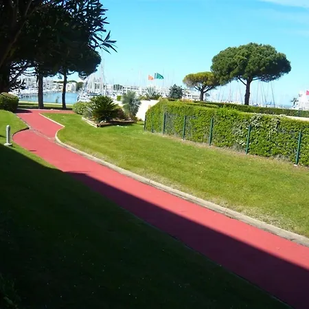 Avec Terrasse A Port Camargue, Piscine Et Parking - Fr-1-731-114 Apartment Le Grau-du-Roi